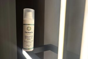 Bote de Sérum Noche Retinol de Farmacia Verdejo